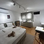 Eluma Apartma *
