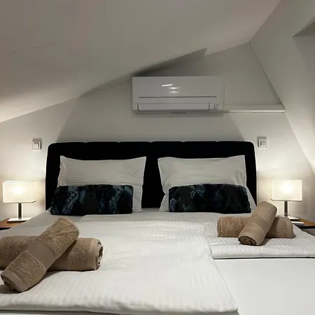 Eluma Apartment