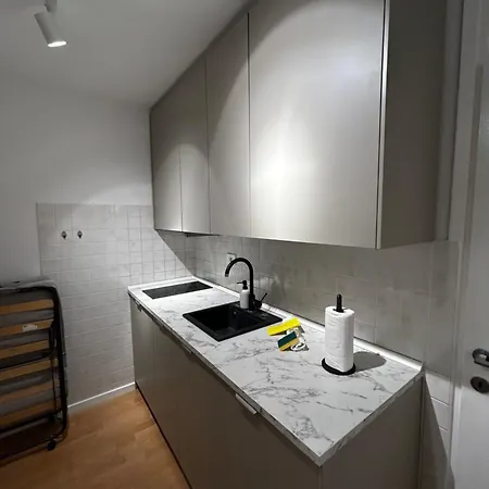 Eluma Apartment *