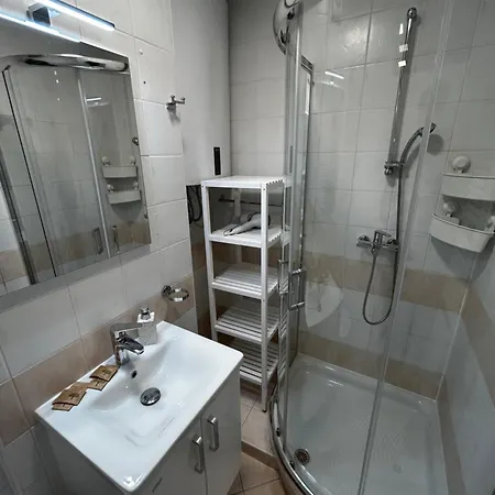 Eluma Apartment